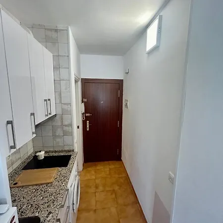 Aptos Diseno Centro *