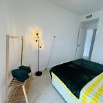 Apartmán Aptos Diseno Centro *