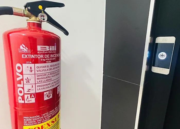 Aptos Diseno Centro * Torremolinos