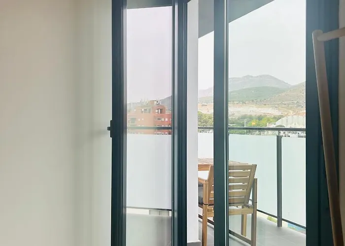 Aptos Diseno Centro *