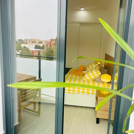 Aptos Diseno Centro * Torremolinos