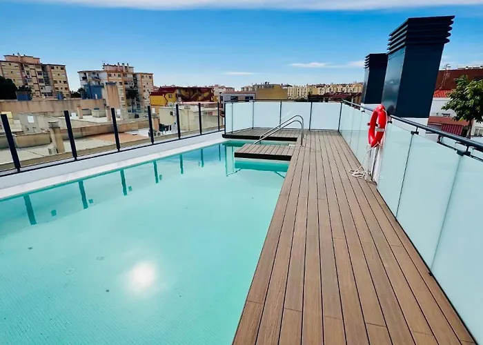 Aptos Diseno Centro * Torremolinos