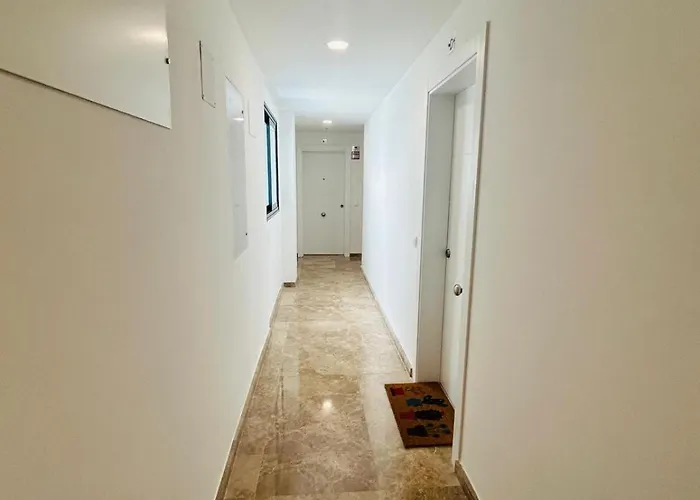 Aptos Diseno Centro * Torremolinos